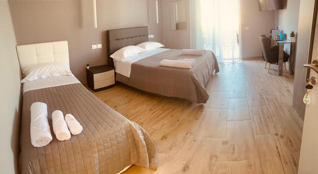 Aqua B&B - Rooms And Apartments Milazzo Exterior foto